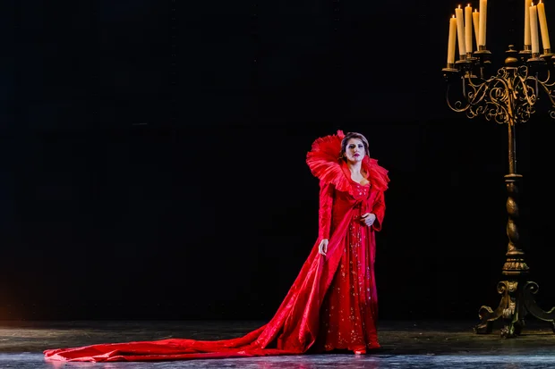 Dinara Alieva in der Titelpartie von »Tosca«