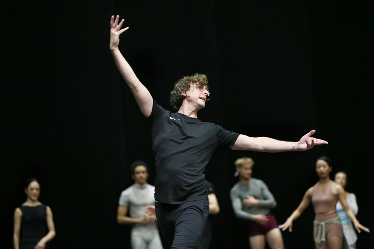 Rémy Fichet bei der Auftaktveranstaltung des Leipziger Ballett